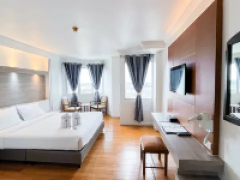 โรงแรมทองธารินทร์ โรงแรมในอำเภอเมืองสุรินทร์