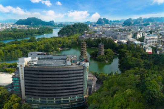 Lijiang Waterfall Hotel