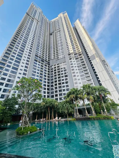 Agile Lux Suites KL