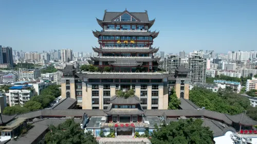 Yongzhou Pavilion Qingshan Lake View Garden Homestay