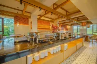 Hulunbuir Genhe Sen Resort Hotel (Genheyuan National Forest Park) Hotel a Genhe