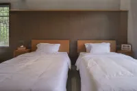 Xinyi Shanshui Shuanghe Lihuayi Homestay
