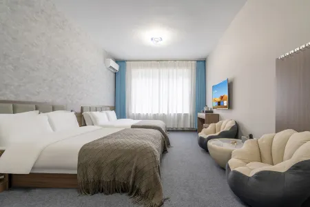 Liangqi Shanyuan Boutique Homestay (Leshan Giant Buddha)