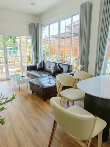 รูปภาพของคานารี่ พูลวิลล่า บางแสน