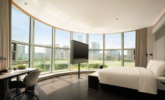 Atour Hotel Taizhou Fudao (City Government Branch)