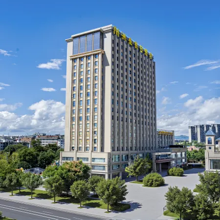 Zhouhao Holiday Hotel Отели в г. Чжаотун