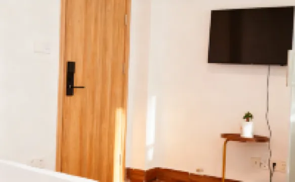 Sanya Nanbian Guesthouse Hotels near Tianya Haijiao