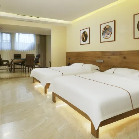 Nanmu Courtyard (Yunyang Riverside Shopping City Center)