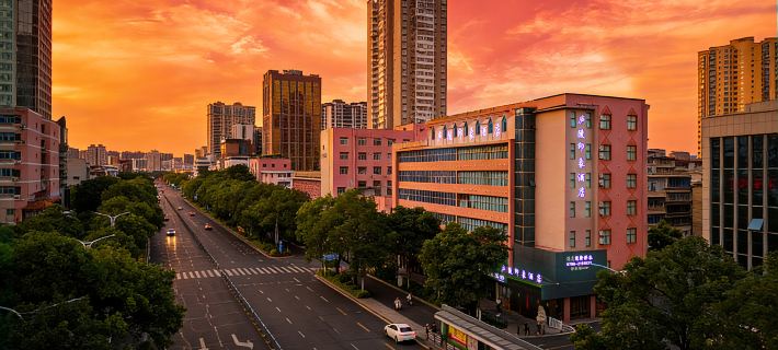 Luling Impression Hotel (Ji'an People's Square) Hotel di Ji'an