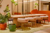 Orange Hotel (Guiyang Penchi Pool Food City & Guiyi Subway Station Branch)