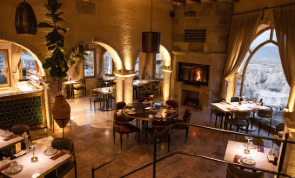 Millstone Cave Suites Hotel