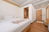 Xiangshan Yaju Hotel (Laosha Lane Branch of Zunyi Site)