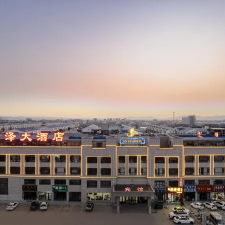 Jinze Hotel