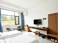 Jinbai Hotel Hotels in Xilin
