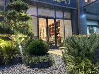 New Century Hotel (Wuhan High-speed Railway Station, Happy Valley)