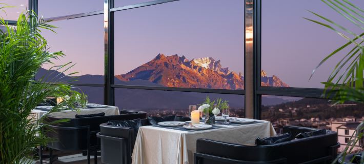 Lijiang Jinsheng Youli Homestay (Sanyi Airpor Lijiangt) Hotele w: Lijiang