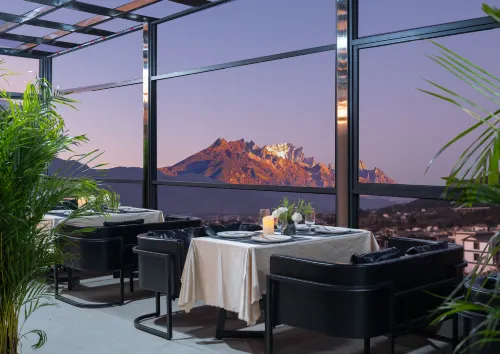 Lijiang Jinsheng Youli Homestay (Sanyi Airpor Lijiangt) - pemandangan pegunungan