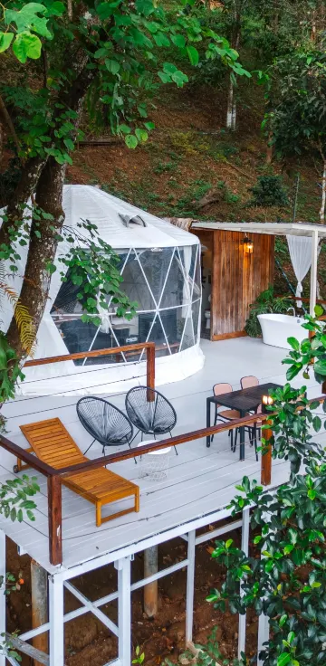 แคมป์มองโกล 4 ท่าน พร้อมอ่างอาบน้ำ (แคมป์วิวภูเขา)