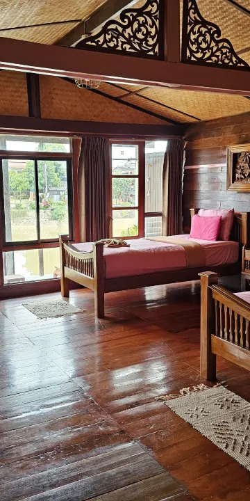 บ้านสองห้องนอนพร้อมวิวแม่น้ำ