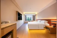 川泊酒店（肇慶七星巖東門廣場店）