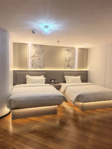 Junyi Chain Hotel (Shenzhen Zhongying Street) Hotels in Shenzhen