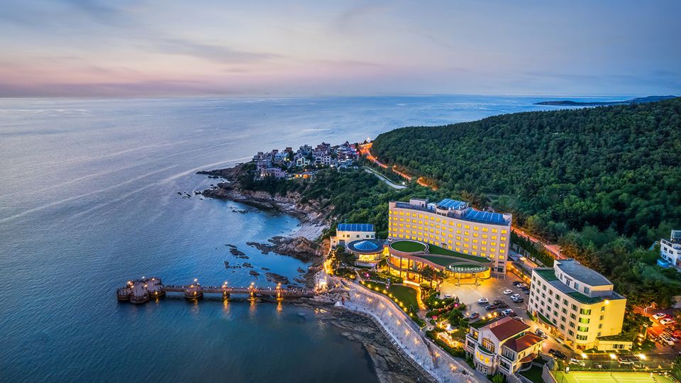 Golden Bay Hotel