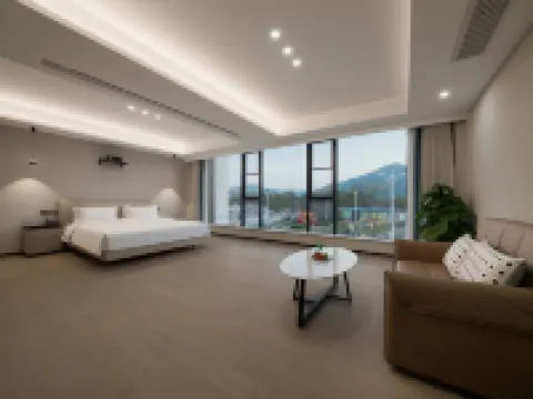 Serene, a place of enjoying the wild in the courtyard for a vacation Hotels near Xiamu Mountain