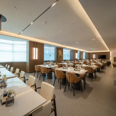 Atour Hotel (Fuzhou Taihe, East Gate Metro Station)