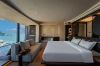 Floral Hotel · Island South Hotel