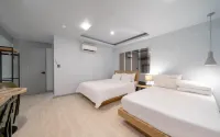 Gimhae Tour Hotel