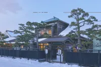 โอลด์ โซมา เรสซิเดนซ์ คาเซโนะ เฮอริเทจ - เปิดใหม่