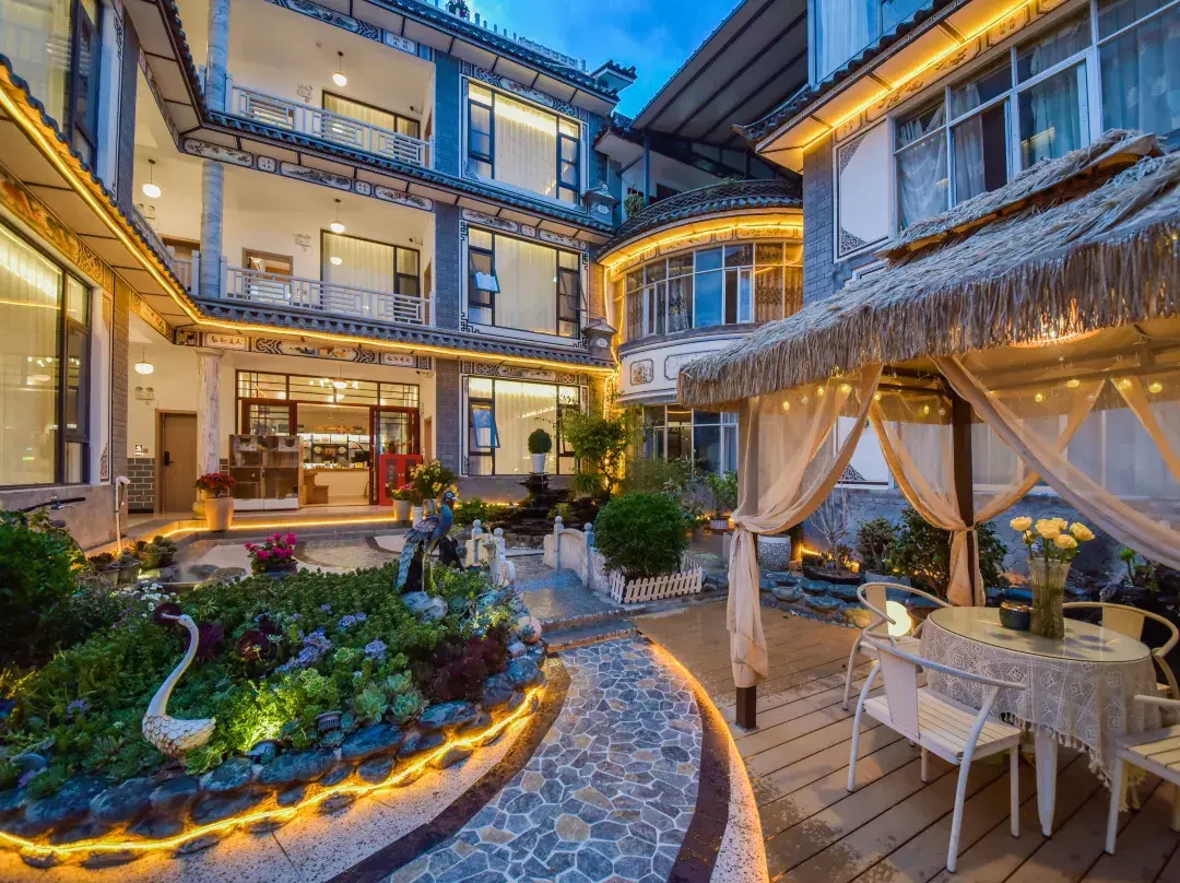 Chenxing Xiaoyuan Light Luxury Homestay - Dali