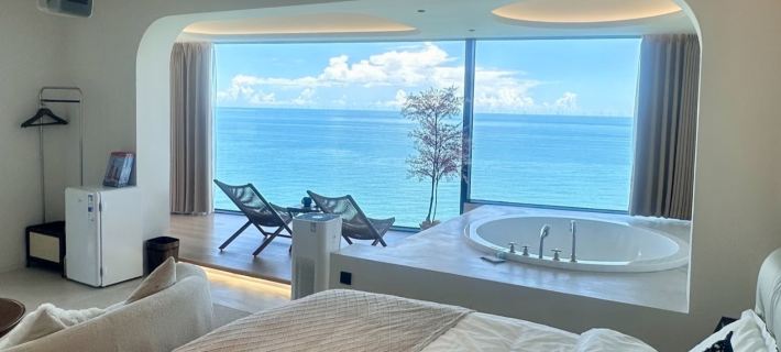 Banlv Scenic Resort Apartment (Wuchuan Loong Bay Desas Water World) Hotels in Wuchuan