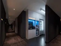 上呈·雲電競酒店（港城海爾工業園區店） 鄰近铁山坪的酒店