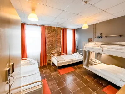 Kino Hostel on Vyborgskaya โรงแรมใกล้ออโรร่าครุยเซอร์