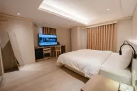 Good Hotel - Zhongxiao  otelleri
