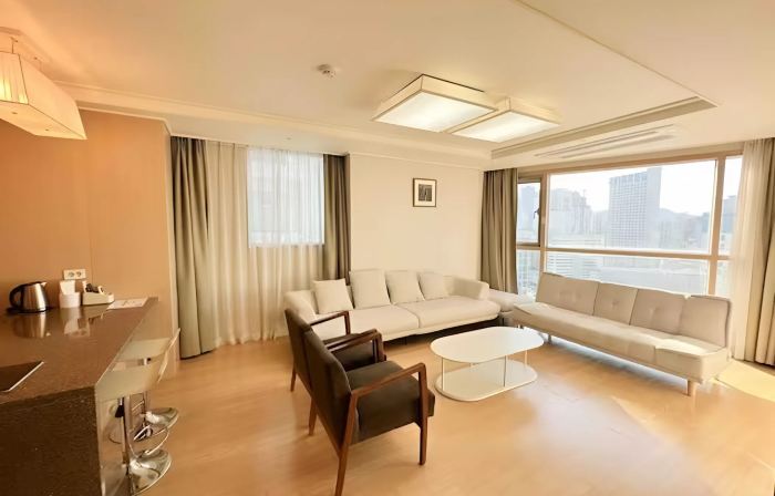 Hotel WITH