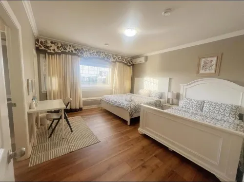 Fiona house-2nd Floor Queen room
