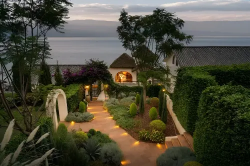 Dali Muxinbao French-style Seaview Resort Manor (Erhai Lake Branch)