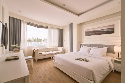 Nature Hotel - Pham Hong Thai