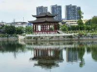 Lavande Hotel (Hezhou High-Speed Railway Station Yongfeng Lake) - Gym
