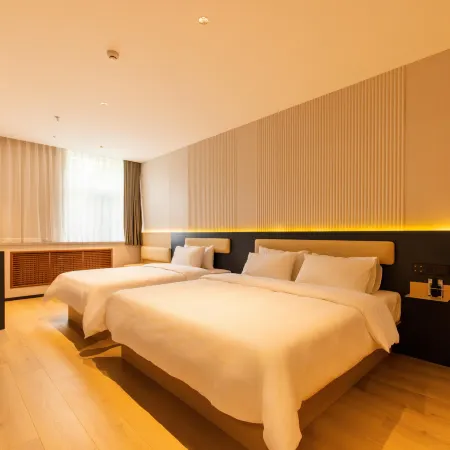 7Days Inn Zhixuan Hotel (Shihezi Junken Museum)