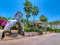 Illusion Beach ClubHotel Only Adult Hoteles cerca de Playa Kleopatra