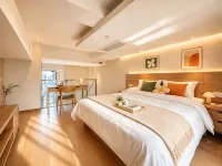 Yinghong Apartment Hotel (Shanghai Jinqiao international store) - Condos