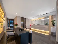 Huaji Hotel - parcheggio