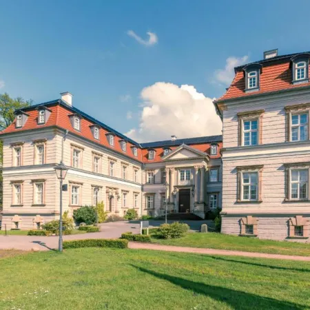 Sunday Schloss Neustadt Glewe
