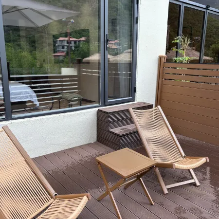 Heishui Banshanhai Homestay