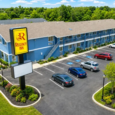 Regency Inn Three Rivers I-37