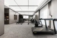 IntercityHotel Tianjin Wudadao - parking