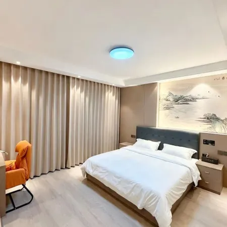 Ruyi Courtyard Homestay